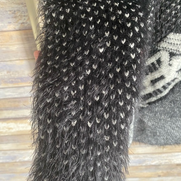 NWT M/L Cardigan - Picture 2 of 13